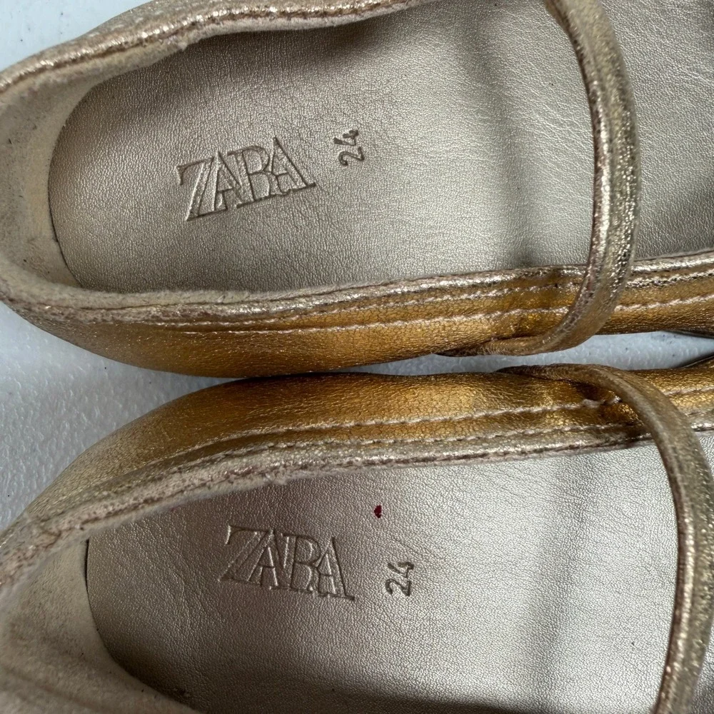 Zara 24 Toddler 8 Mary Jane Shoes Gold Metallic Faux Leather Buckle Strap Party